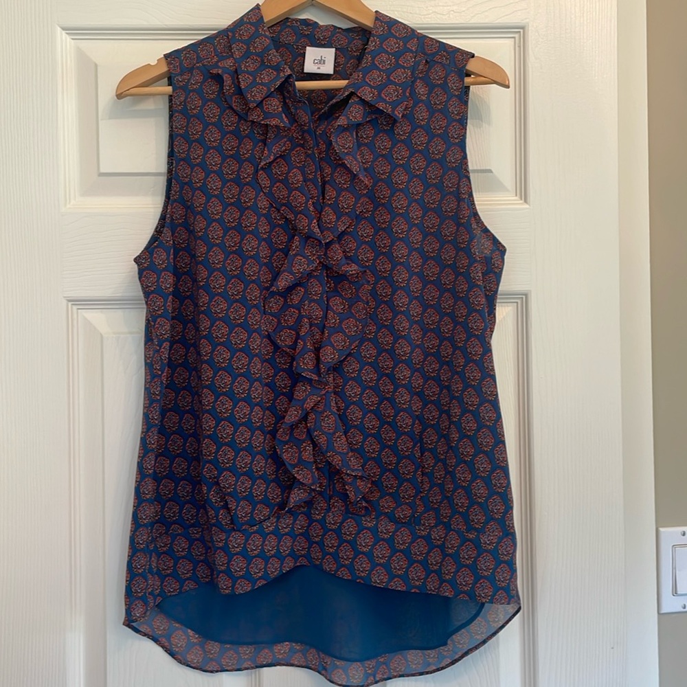❤️Cabi NWT size Medium Women’s Blouse